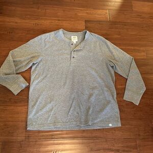 Blake Shelton Lands’ End Long-Sleeved Henley Shirt